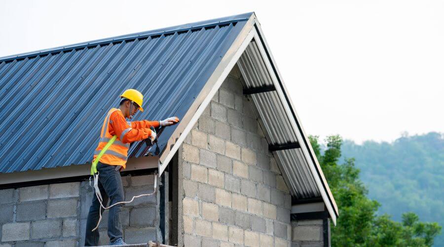 Professional Flat Roofing Installation in Victoria, VA